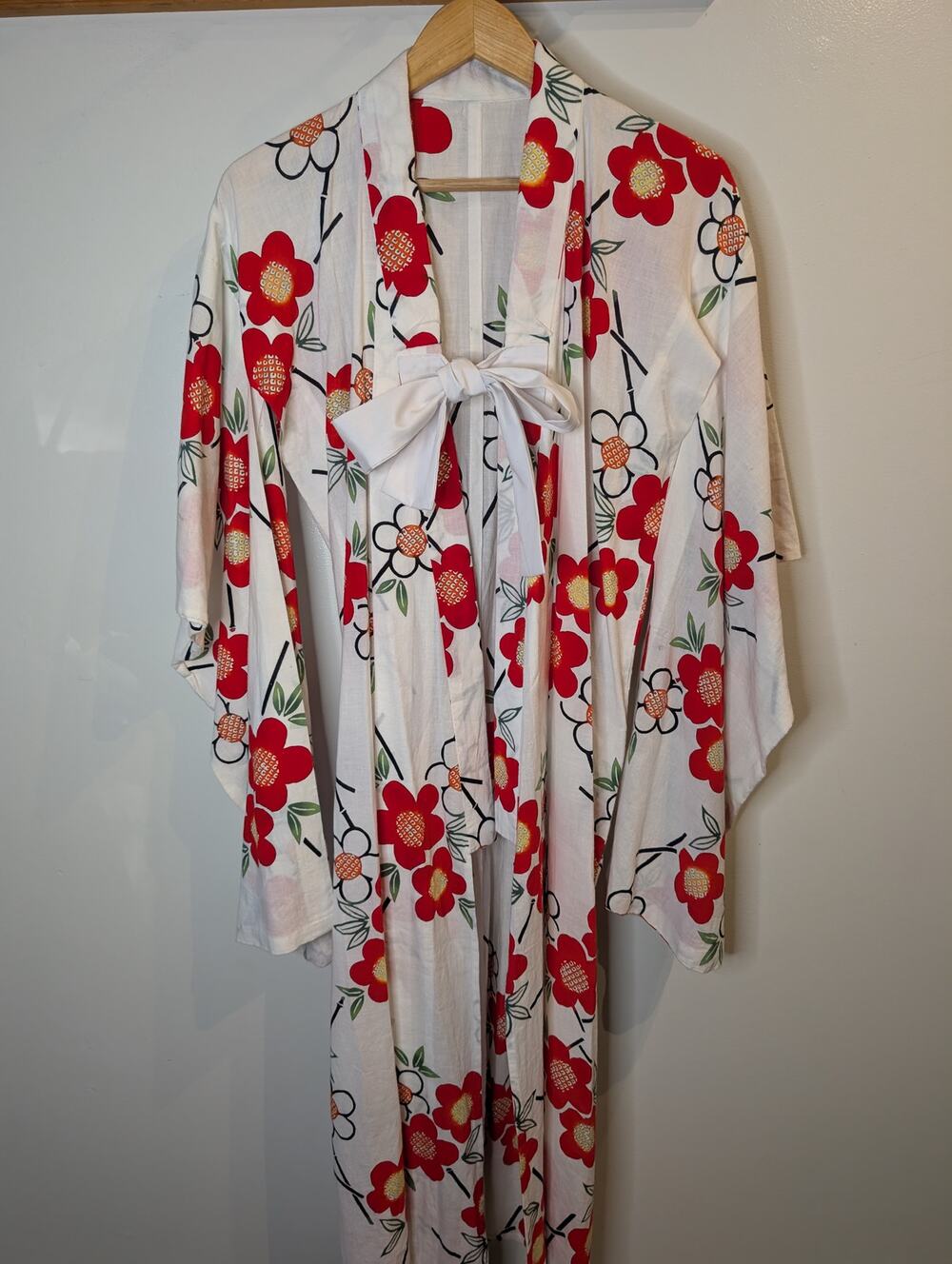 Vintage Japanese Womens Yukata Kimono Robe Red White Floral Blossom with Obi